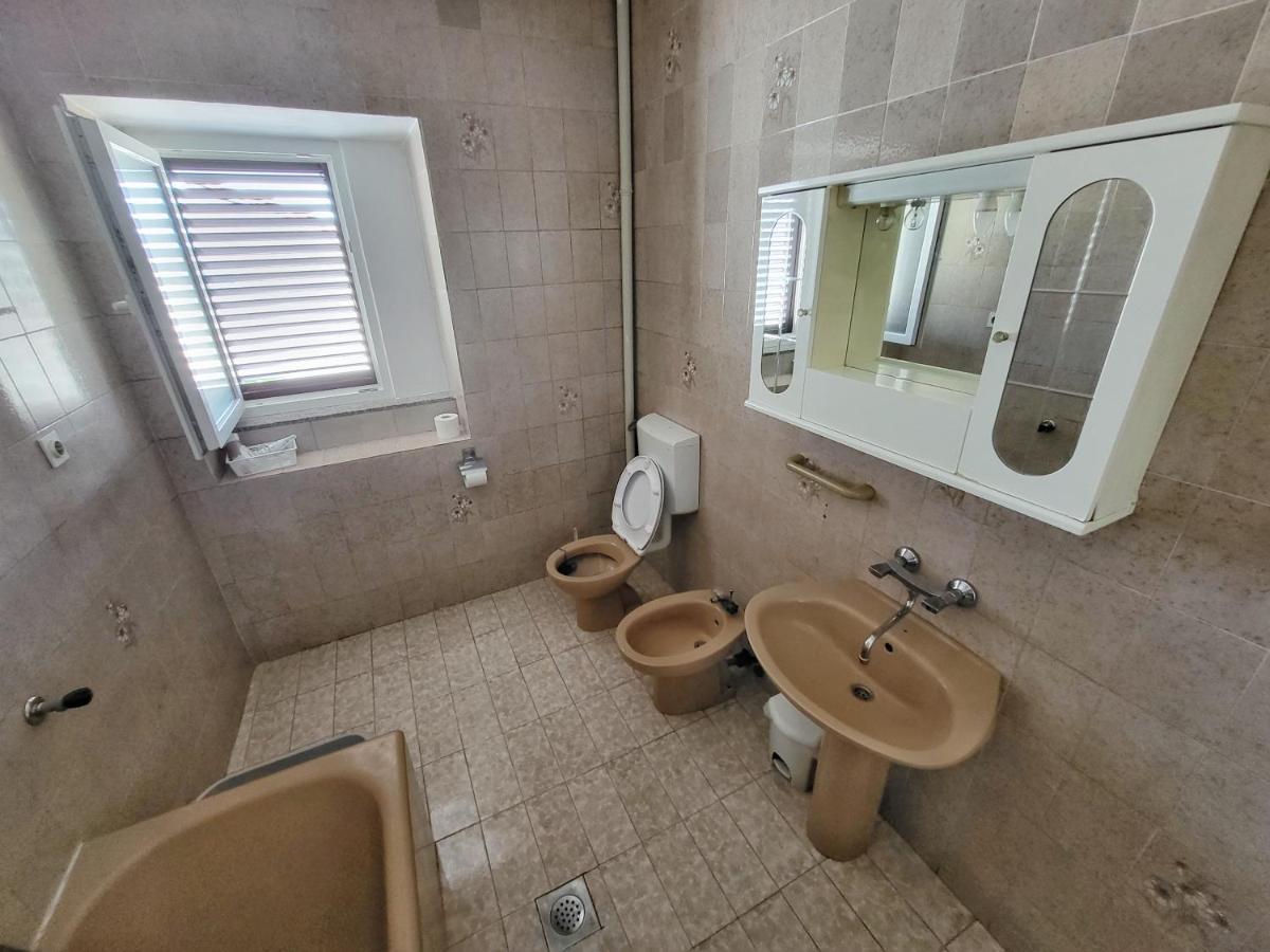 Apartment Maria Ljubač Exteriér fotografie