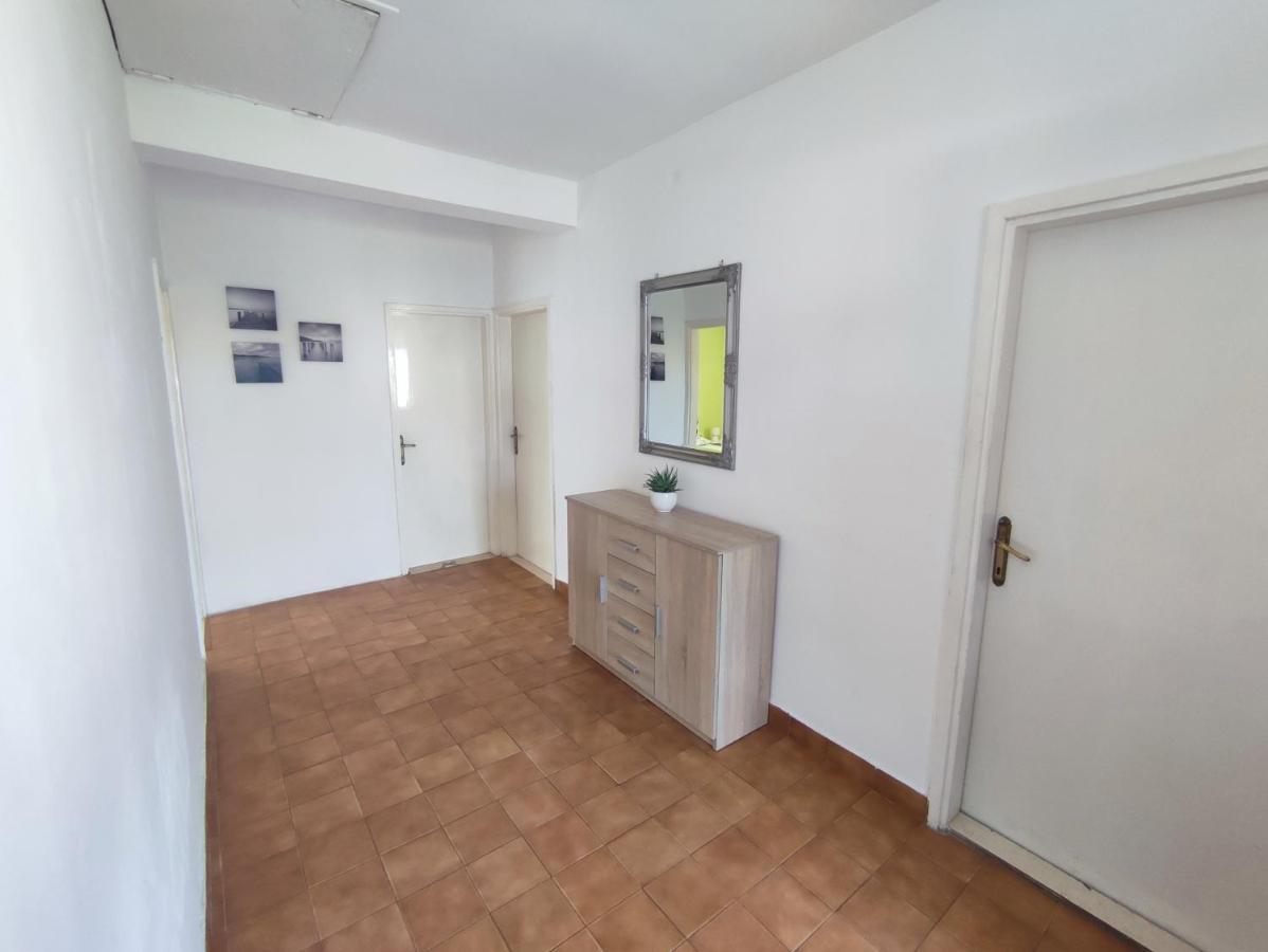 Apartment Maria Ljubač Exteriér fotografie